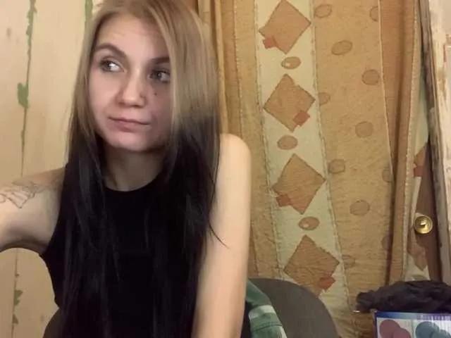 Offline NakitaBayardo on BongaCams