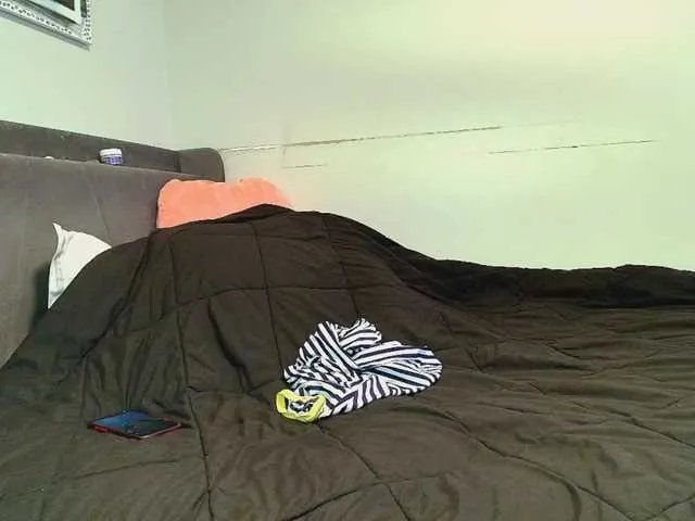 Offline Naomiruty on BongaCams