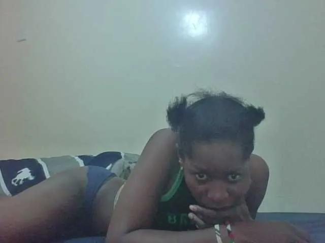 Freechat Naughtygirl3 on BongaCams