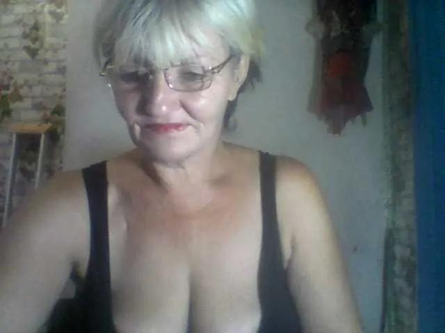 Offline NikaGold45 on BongaCams