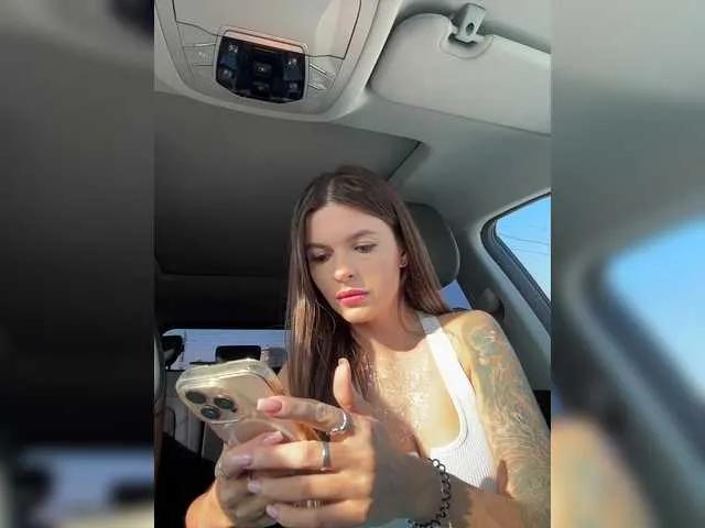 Freechat Opskira on BongaCams