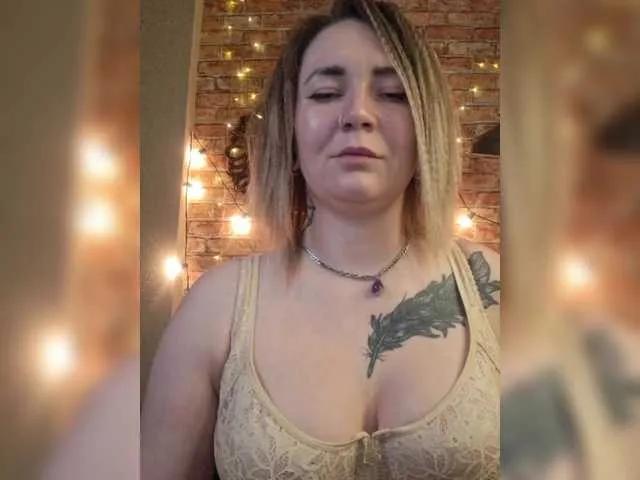 Freechat Ozalin on BongaCams