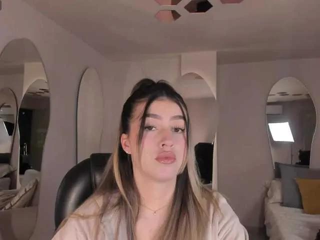 Offline PaulinaSantos1 on BongaCams