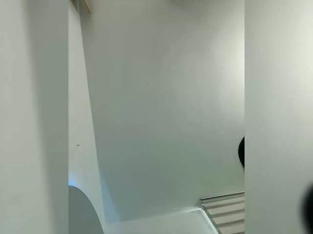 Offline PaulinRoss on BongaCams