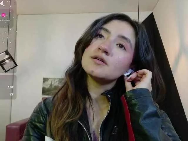 Offline Perla-Teen on BongaCams