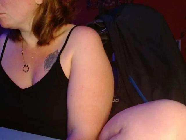 Offline Petitoiseaucoquine on BongaCams