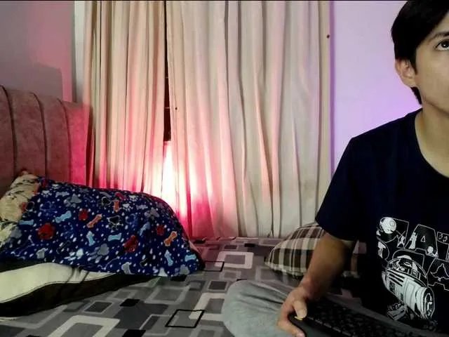 pinkpokemons on BongaCams