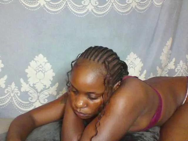 Offline Prettydarksin on BongaCams