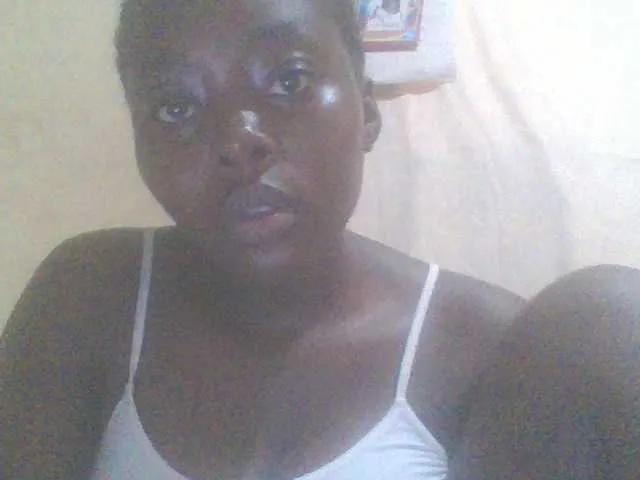 Freechat PrettyG on BongaCams