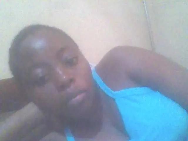 Freechat PrettyG on BongaCams