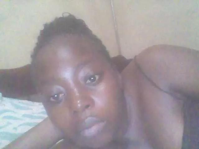 Freechat PrettyG on BongaCams