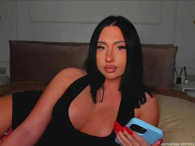 Offline qsstess on BongaCams