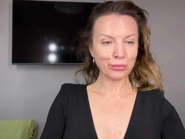 Offline RachelSweet on BongaCams