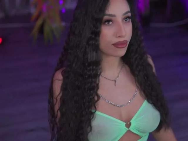 Offline RamiraRowa on BongaCams