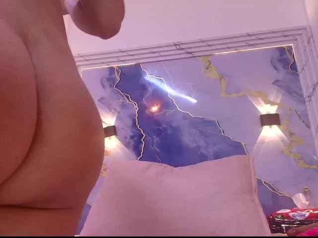 Offline rayne-lor on BongaCams