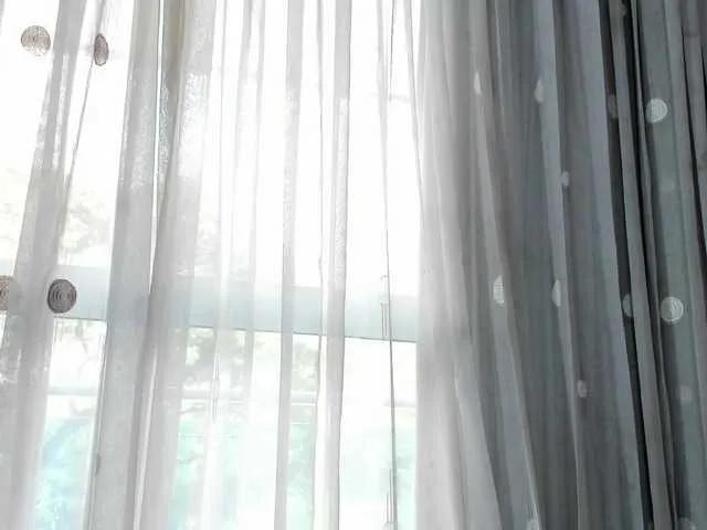 RedAngel1- — I get the dominant and romantic men, who know how to eat all my pussy and make me very fast