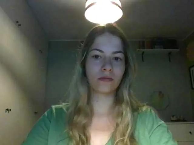 Offline RosieJune on BongaCams