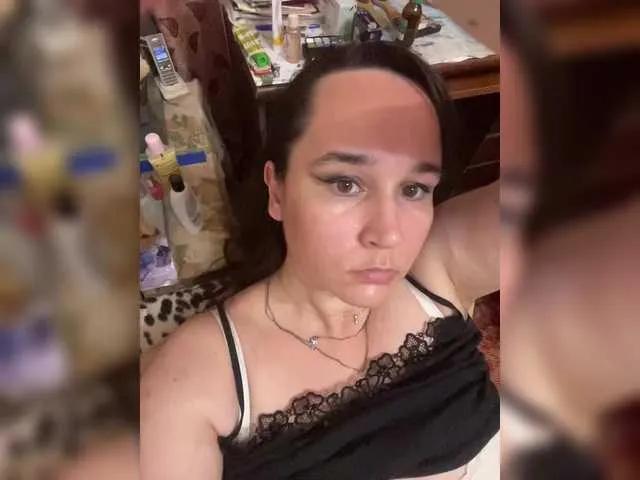 SaliiOnli on BongaCams