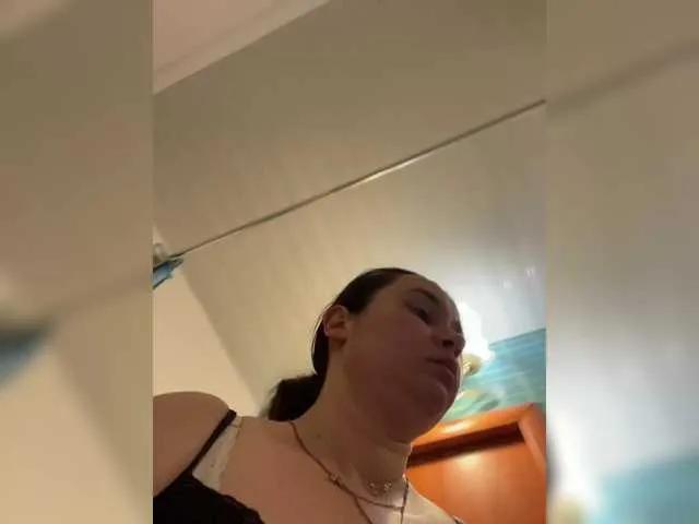 SaliiOnli on BongaCams