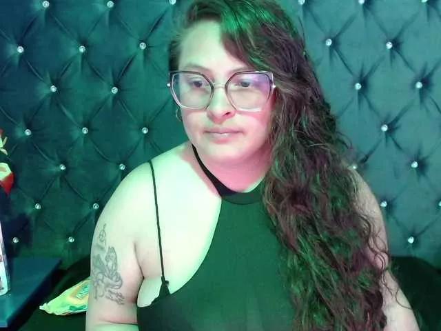 Offline SaraThonson on BongaCams