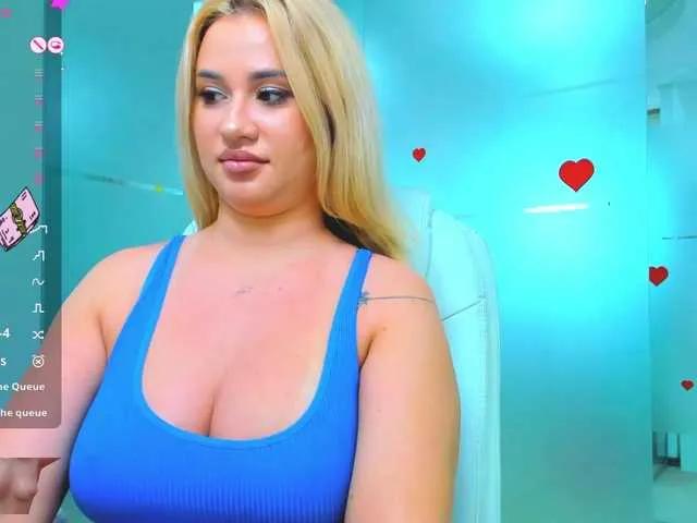 Offline sassyqueen on BongaCams