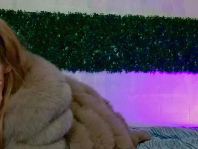 Offline Sccarlets on BongaCams