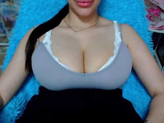 Offline SeuHot on BongaCams