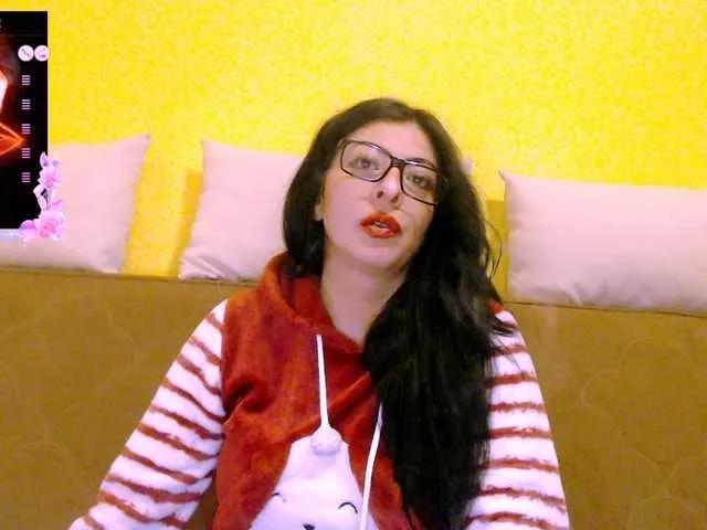 Offline SexyAlina123 on BongaCams