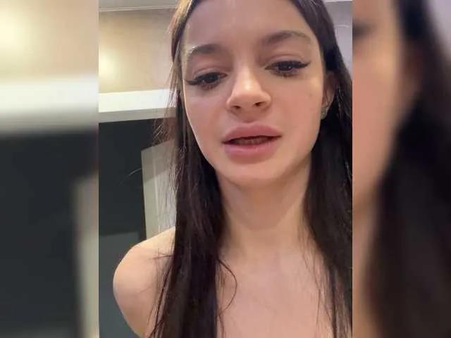 Freechat shottup on BongaCams