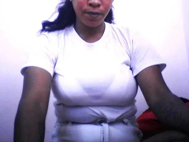 Freechat silviaLaBombe on BongaCams