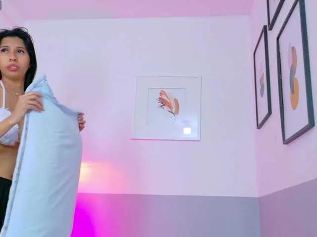 Freechat skinnyprinces on BongaCams