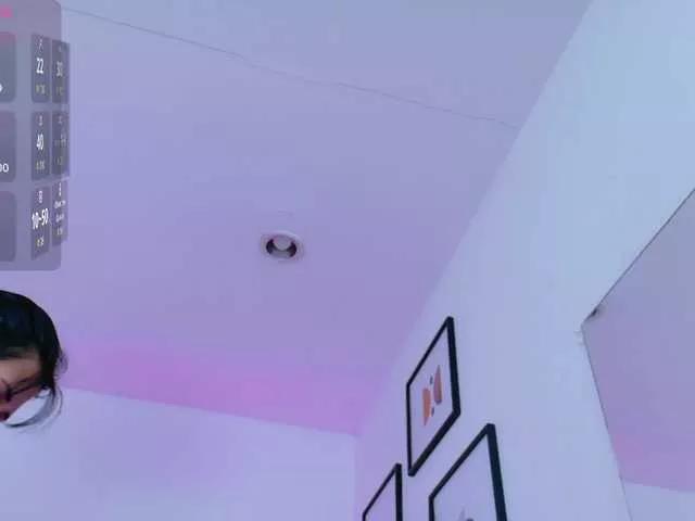 Freechat skinnyprinces on BongaCams