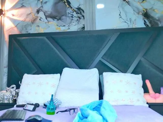 Freechat SofiaCopper on BongaCams