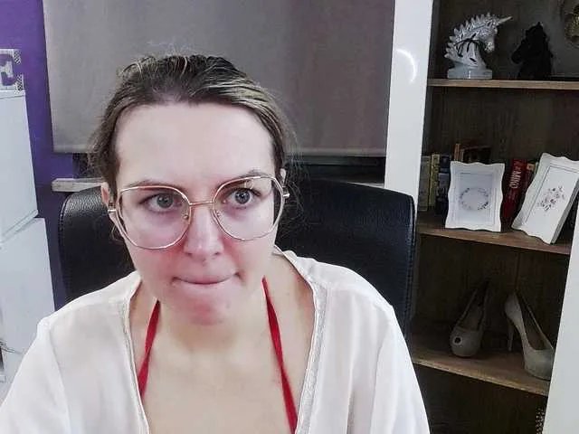 soft-zoey on BongaCams