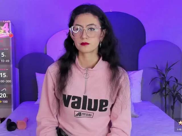 Freechat SophieGomez2 on BongaCams