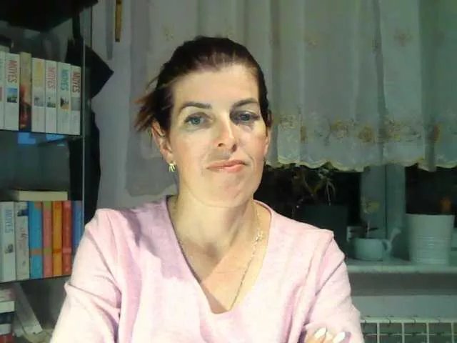 Offline SophieHeart on BongaCams