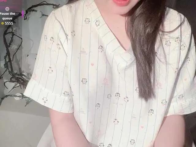 Offline Sralet20 on BongaCams