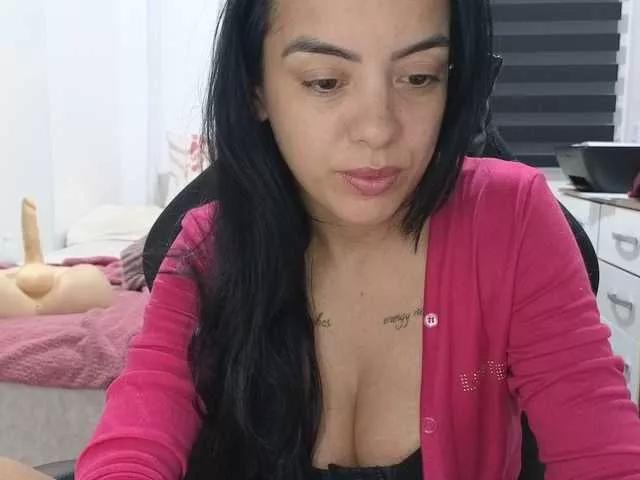 Offline SrtaJhenny on BongaCams