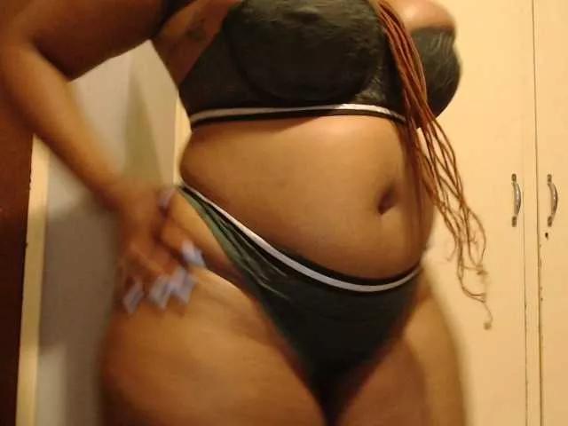 Offline SweetApple on BongaCams