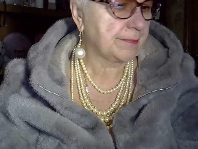 Offline SweetCherry00 on BongaCams