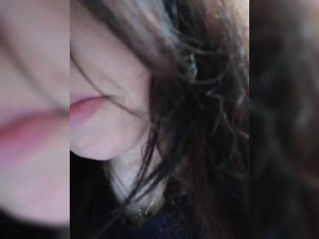 SweetDimond5 on BongaCams 