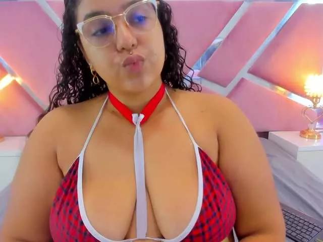 Freechat tiffanymiller1 on BongaCams