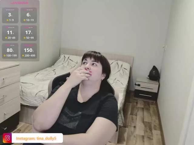 Offline Tina-Dolly on BongaCams