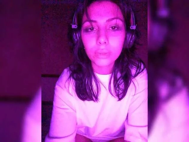 Offline Tinablackkk on BongaCams