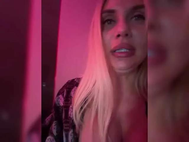 BongaCams Tvoyasamka77 is Freechat Tvoyasamka77 — Dark blue jeans. Men with money., their power over me.