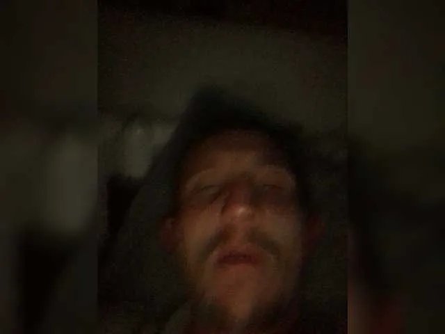 Offline Twolatte1520 on BongaCams