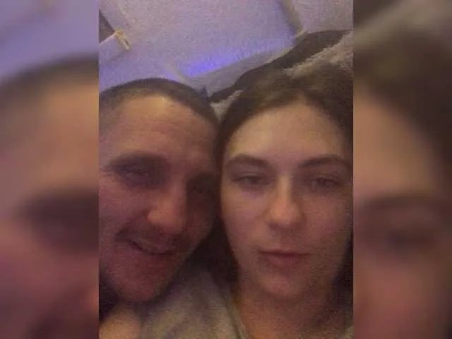 Offline Twolatte1520 on BongaCams