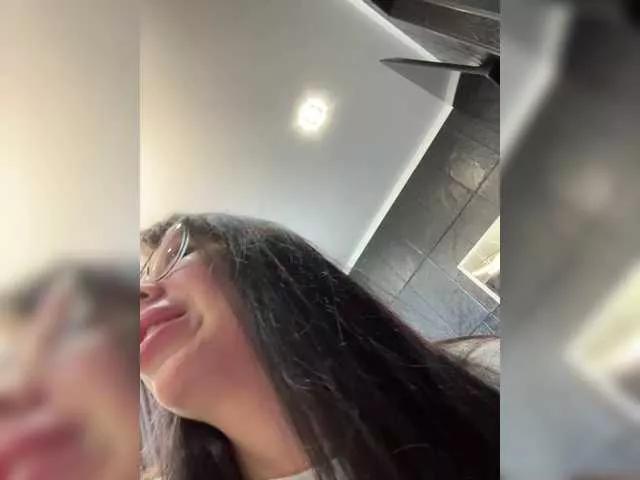 Freechat Vero19nika on BongaCams