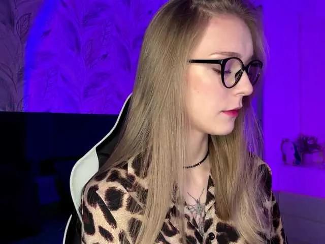 Offline VersieBruegman on BongaCams