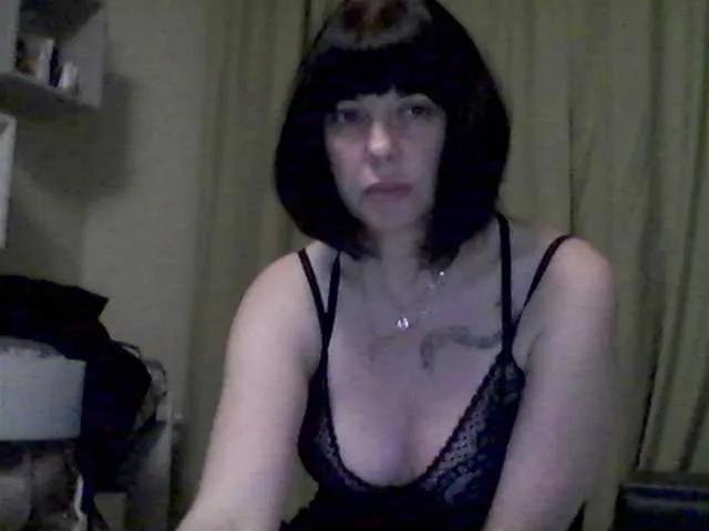Freechat VikNika on BongaCams